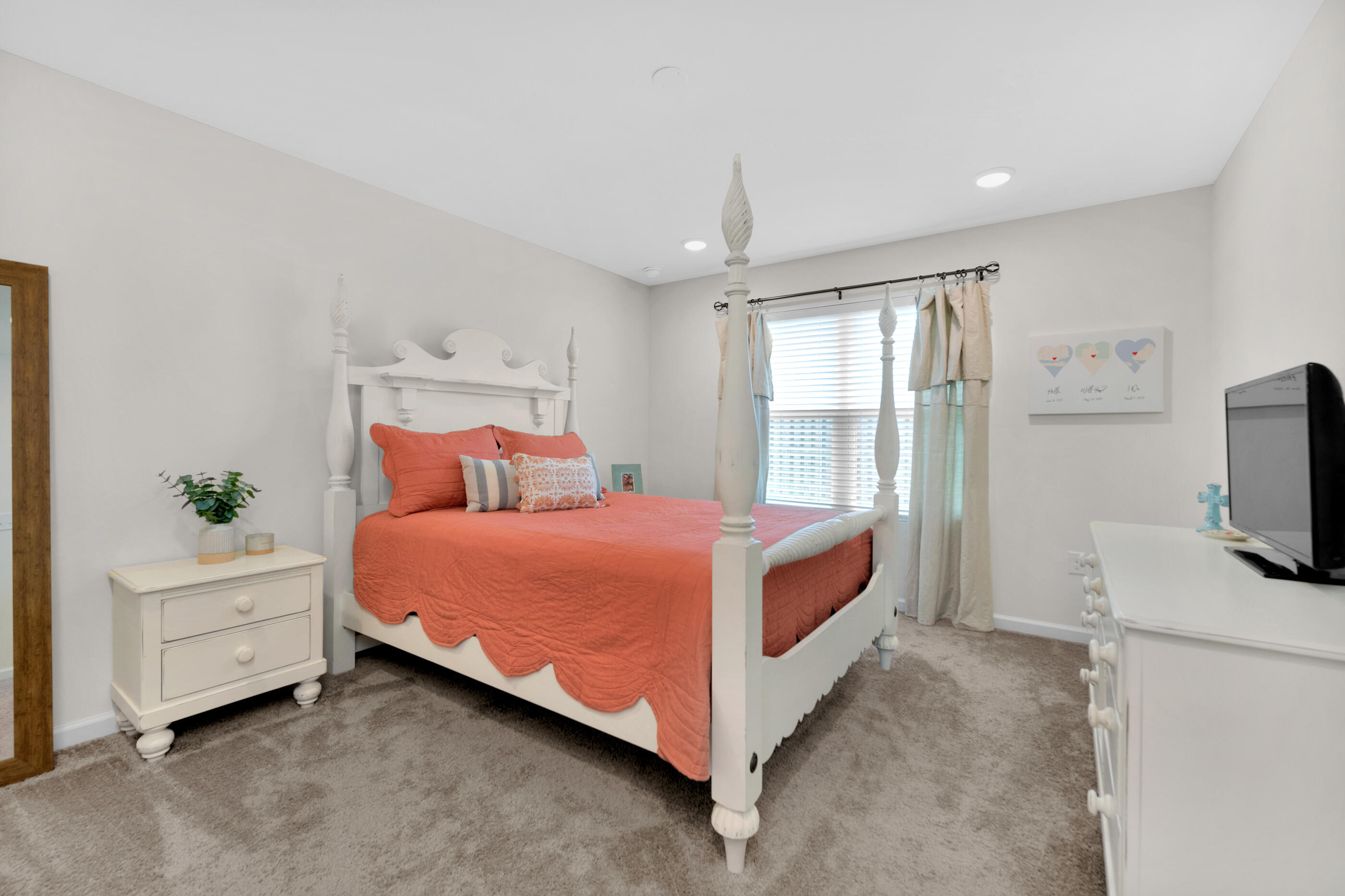 Redstone Commons - Residential