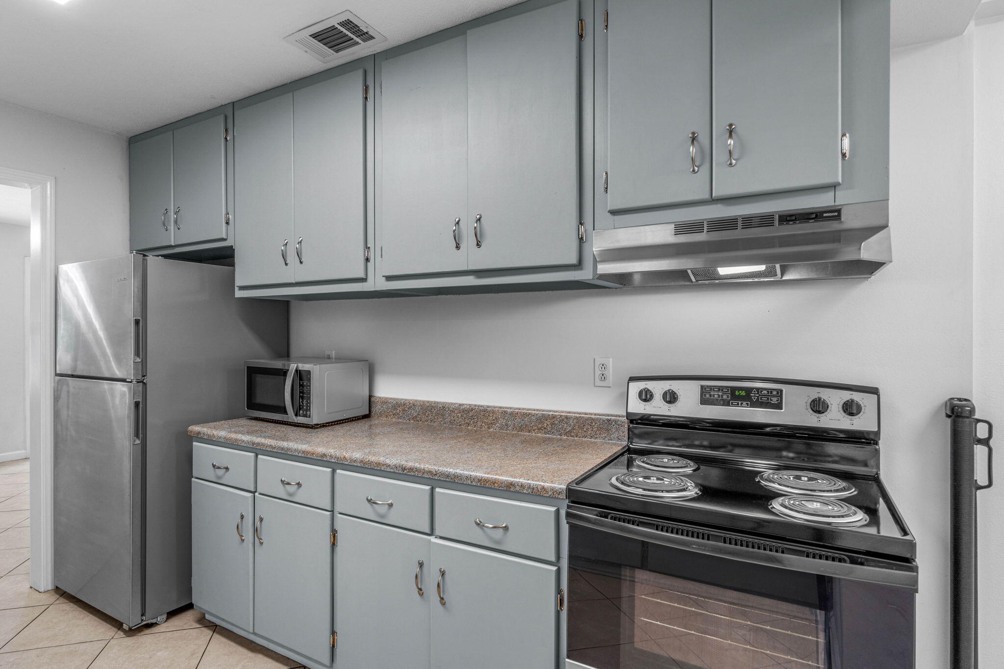 RACETRACK ROAD - Residential Lease