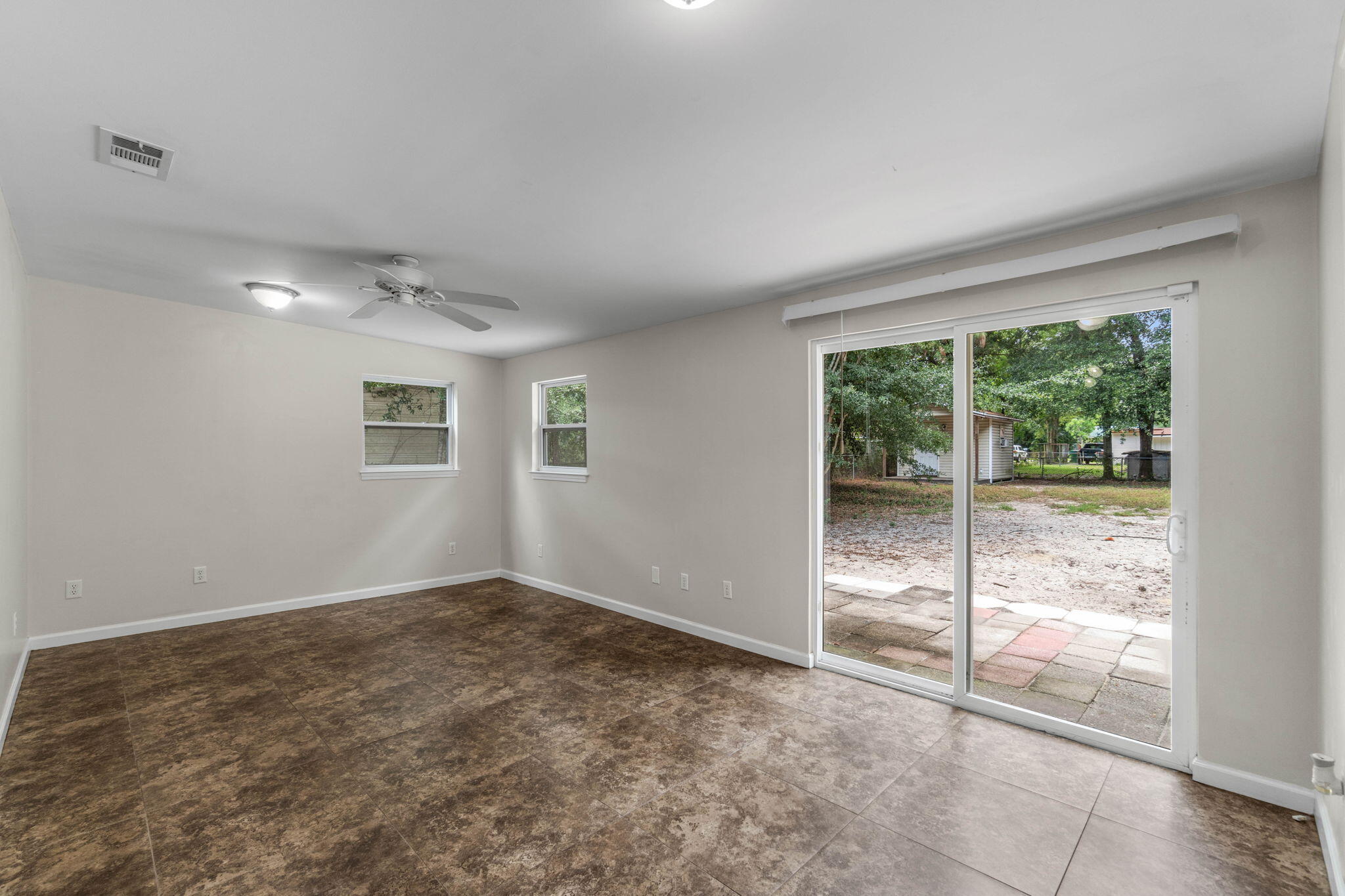 RACETRACK ROAD - Residential Lease