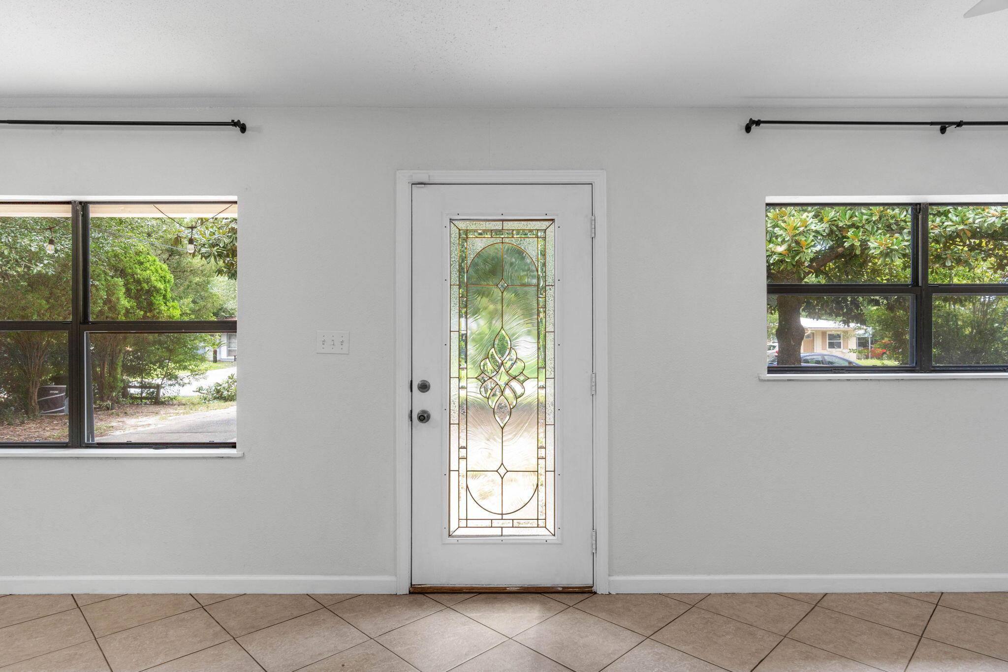 RACETRACK ROAD - Residential Lease