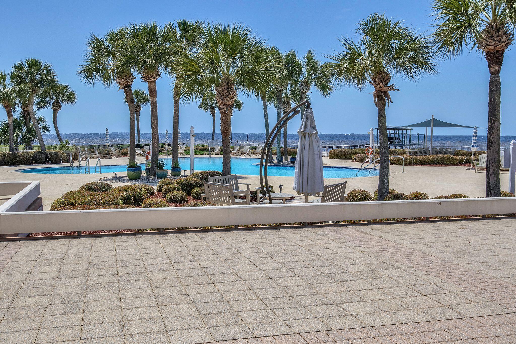 Coach Homes Sunset Bch II - Residential