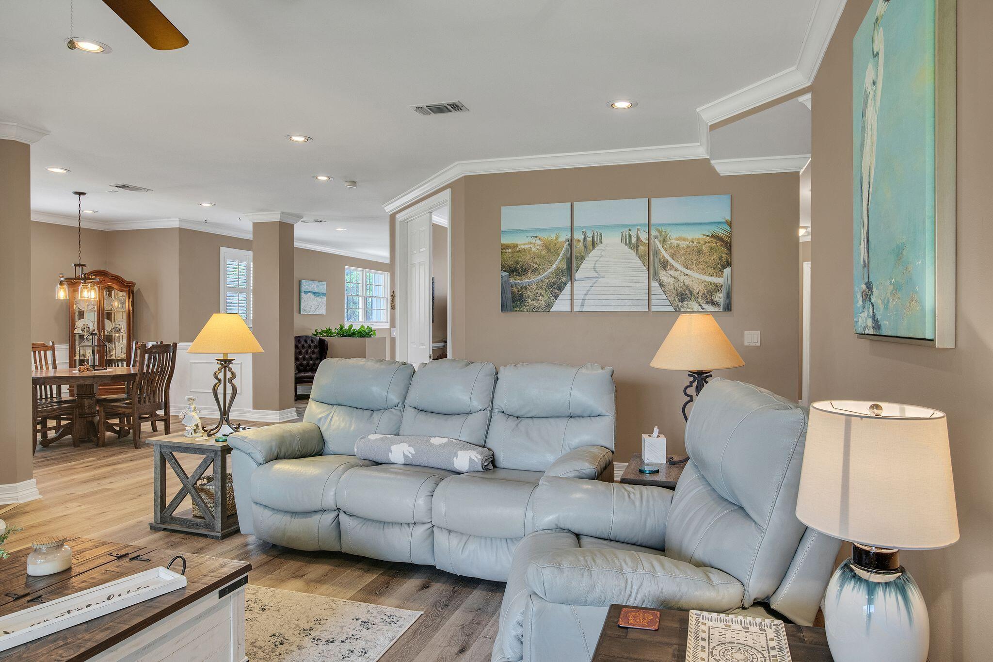 Coach Homes Sunset Bch II - Residential