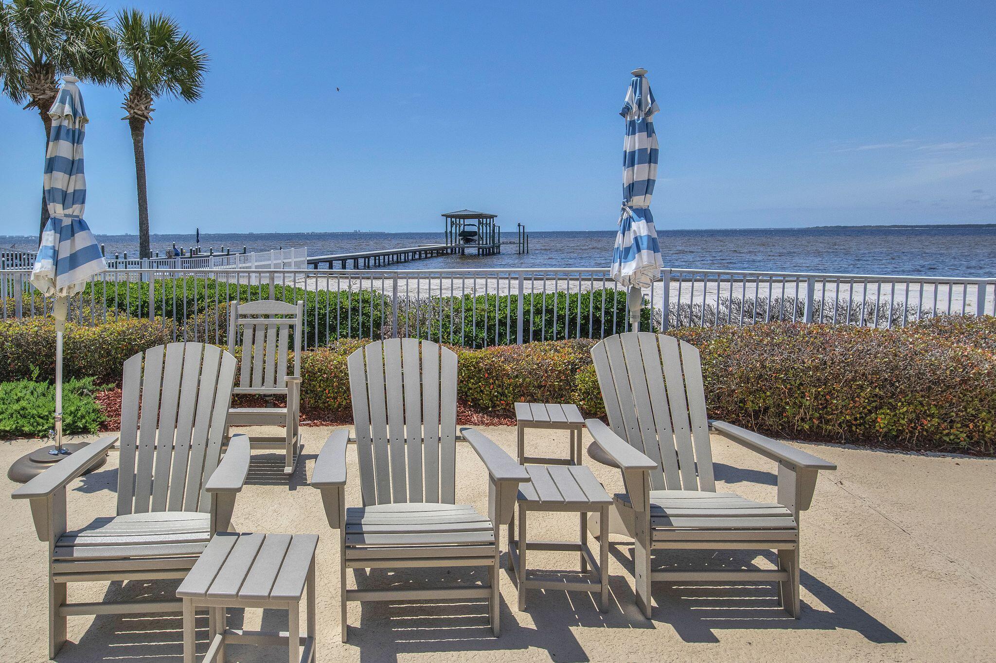 Coach Homes Sunset Bch II - Residential