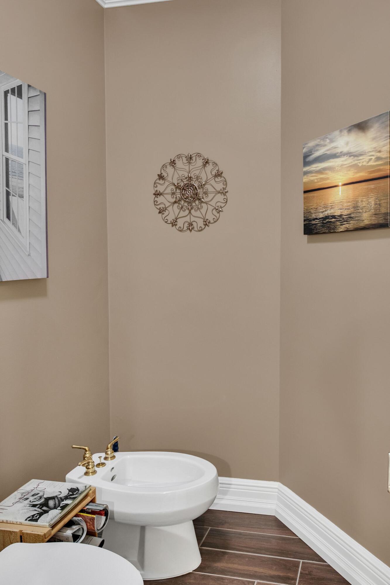 Coach Homes Sunset Bch II - Residential