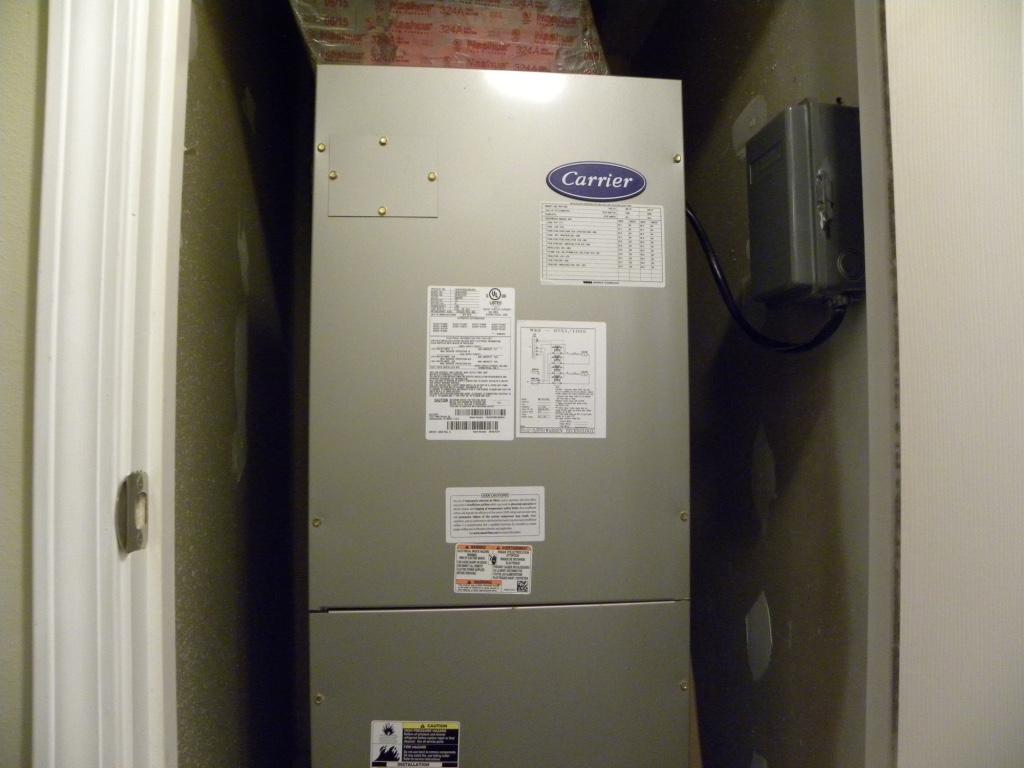 TWIN LAKES ESTATES - Residential