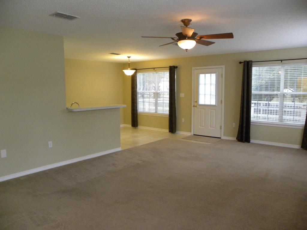 TWIN LAKES ESTATES - Residential