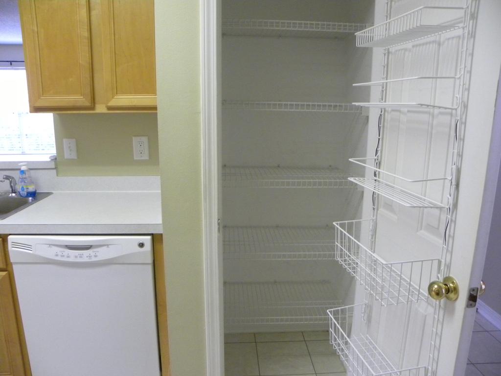 TWIN LAKES ESTATES - Residential