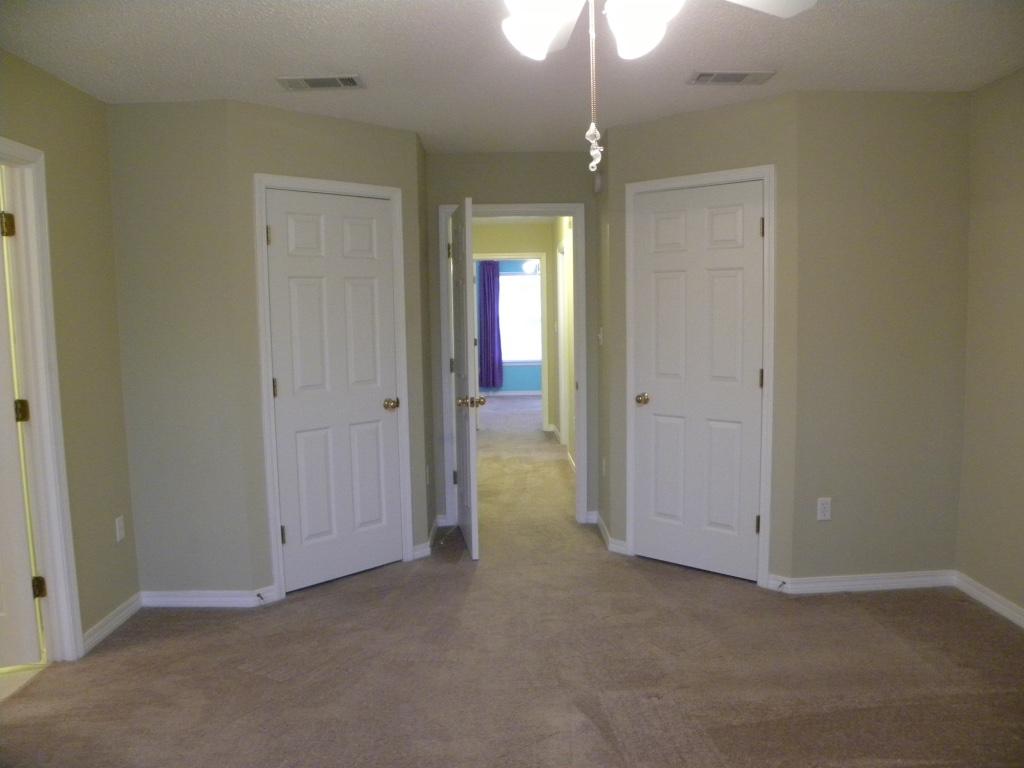 TWIN LAKES ESTATES - Residential