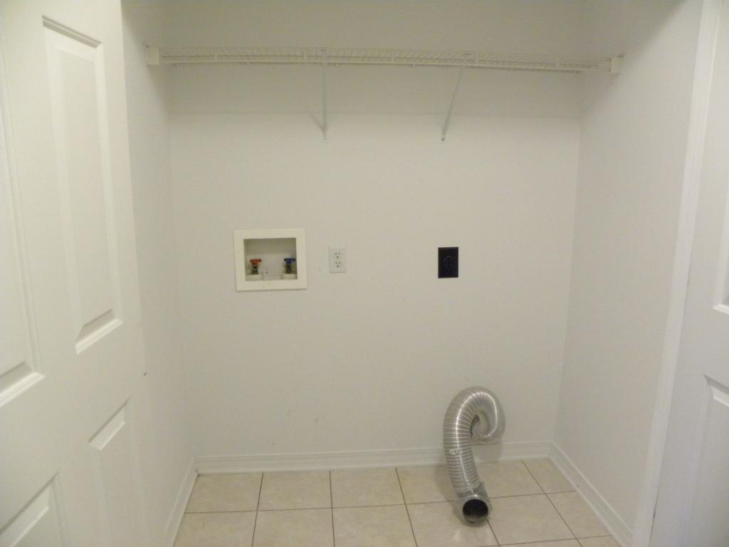 TWIN LAKES ESTATES - Residential