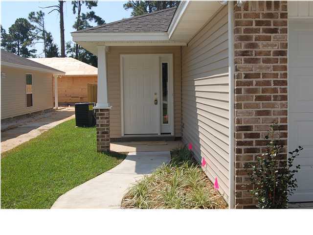 PORT DIXIE - Residential Lease