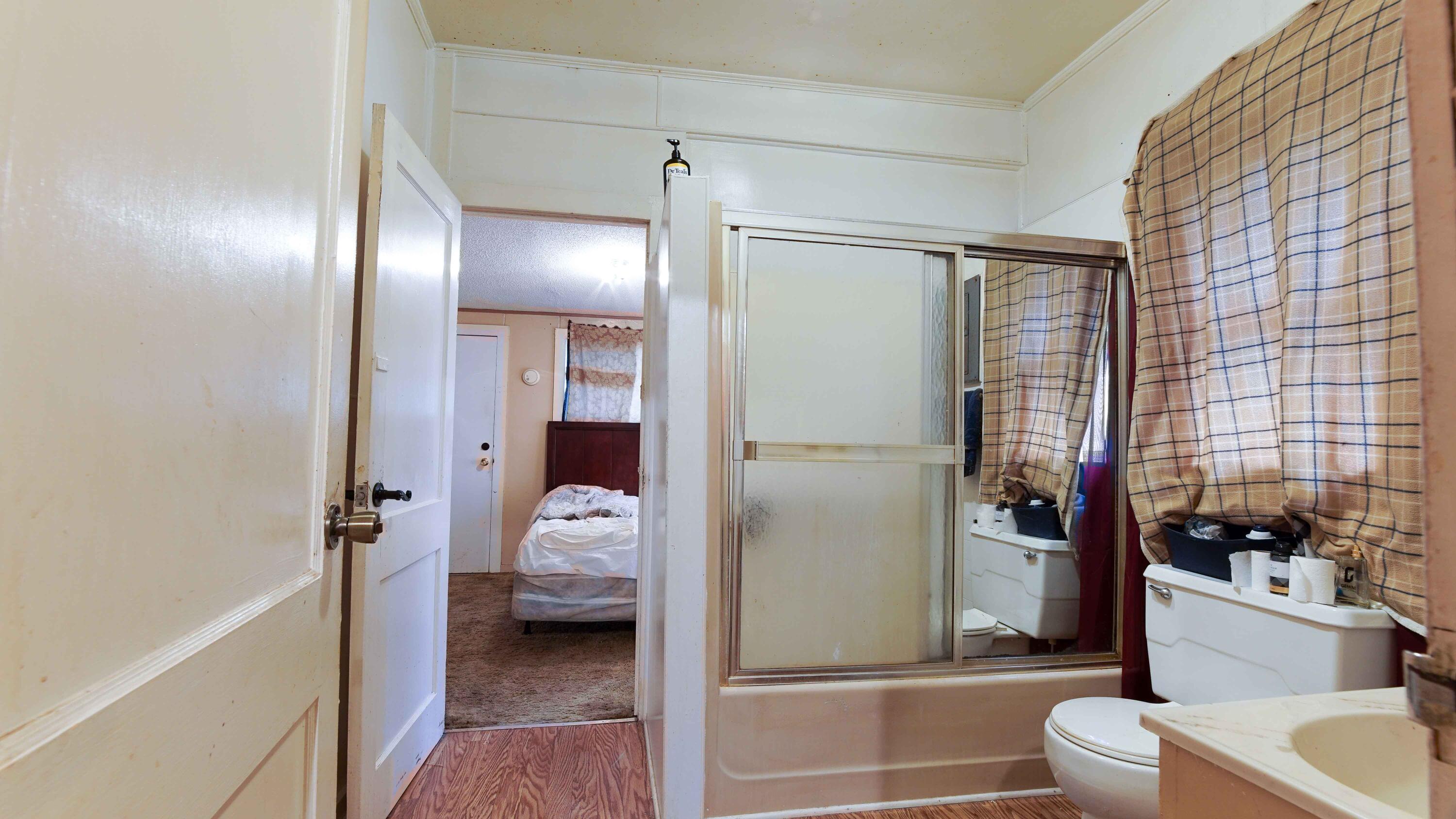 TOWN OF DEFUNIAK SPRINGS - Residential