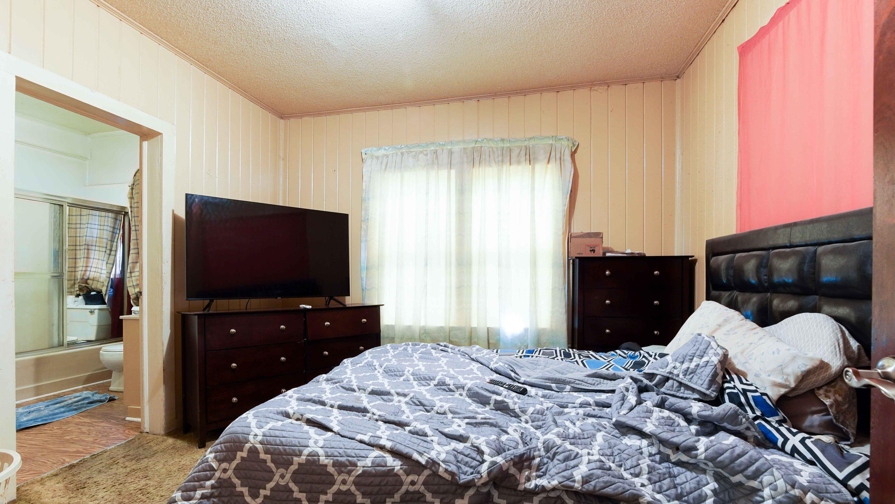 TOWN OF DEFUNIAK SPRINGS - Residential