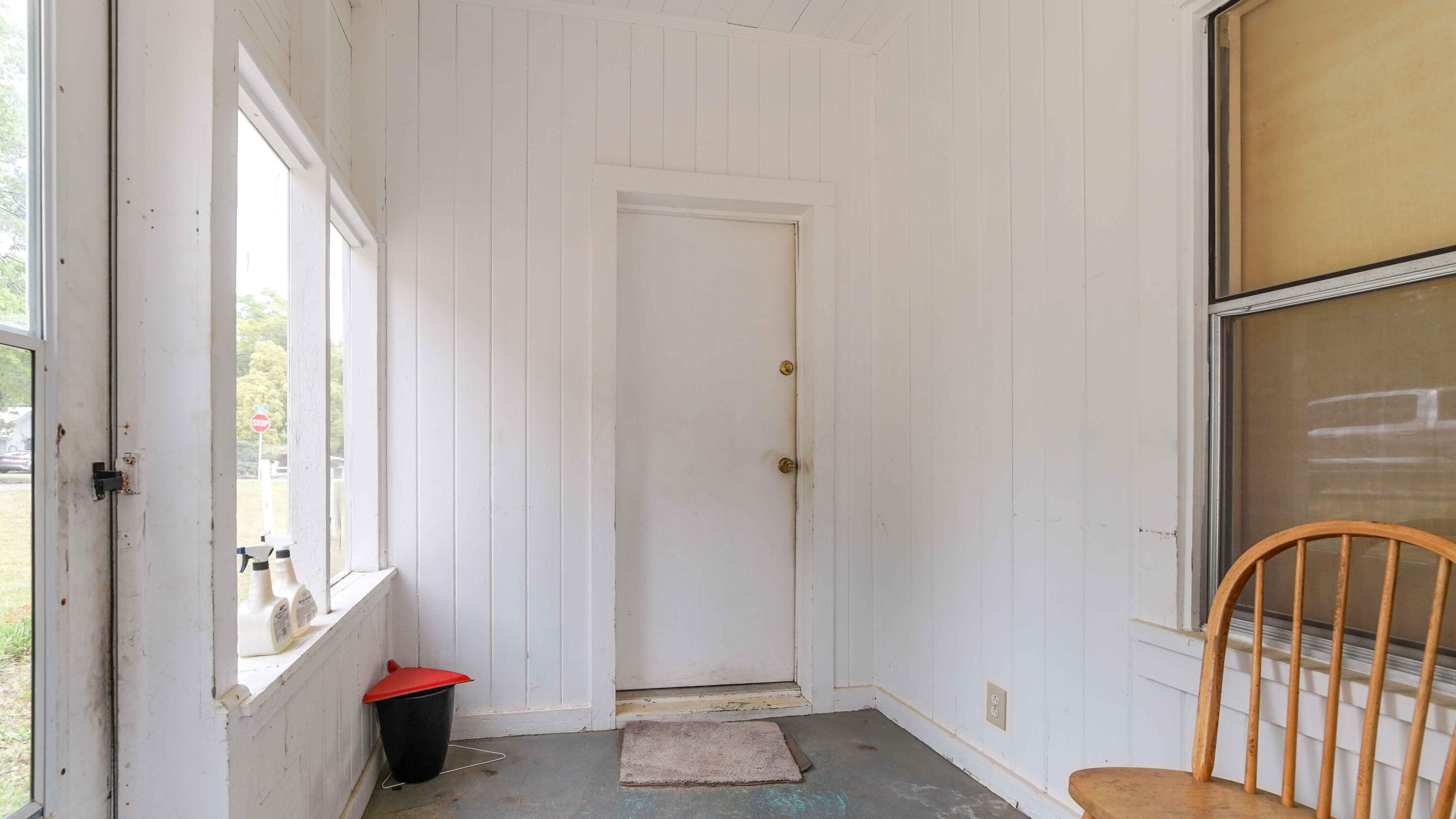 TOWN OF DEFUNIAK SPRINGS - Residential