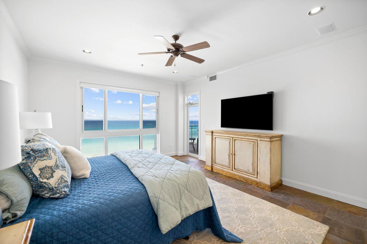 HIDDEN DUNES GRAND VILLAS - Residential