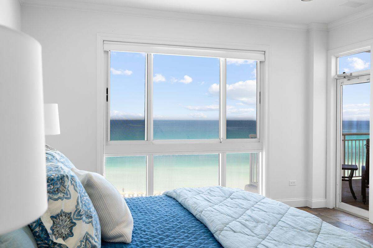 HIDDEN DUNES GRAND VILLAS - Residential