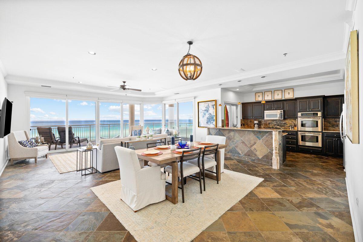 HIDDEN DUNES GRAND VILLAS - Residential