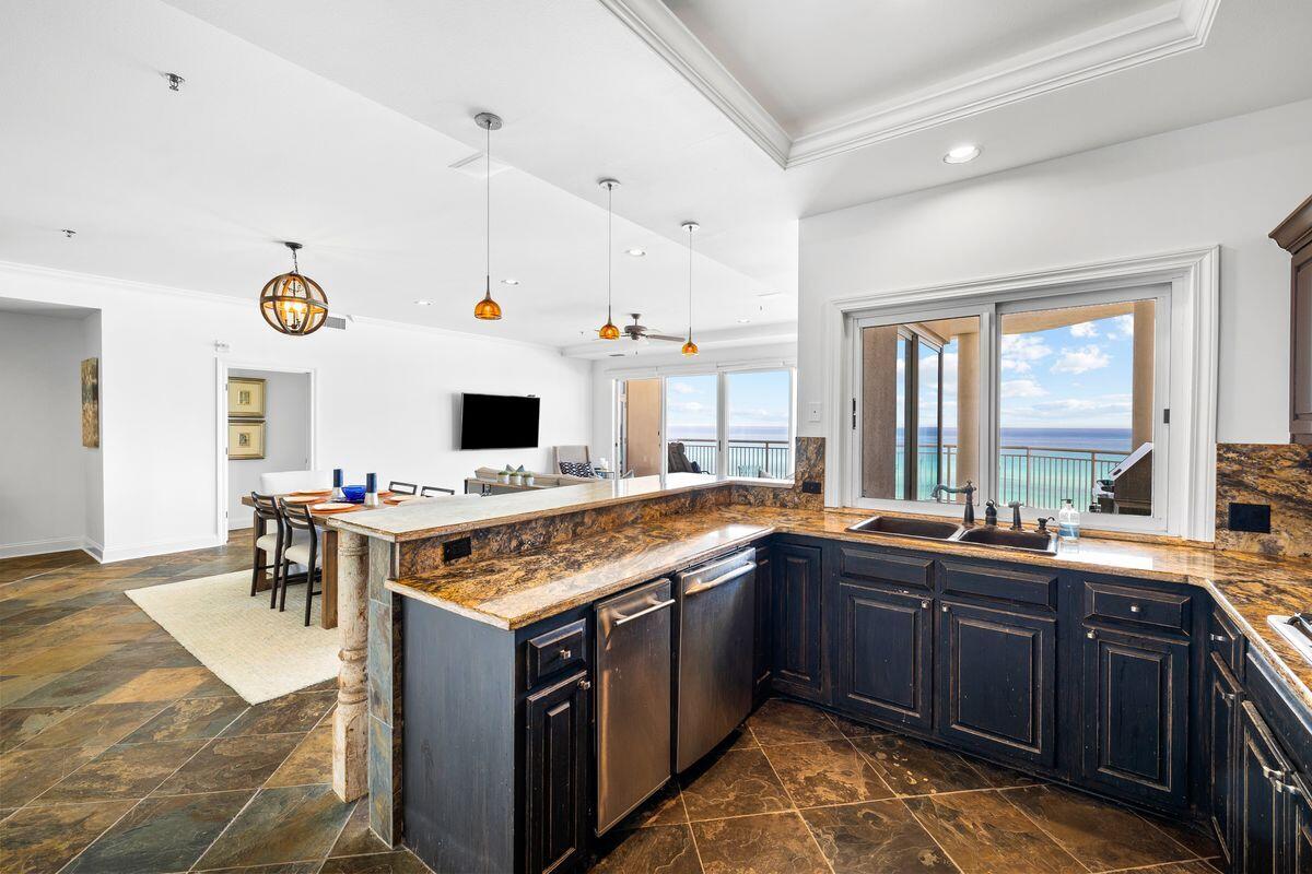 HIDDEN DUNES GRAND VILLAS - Residential