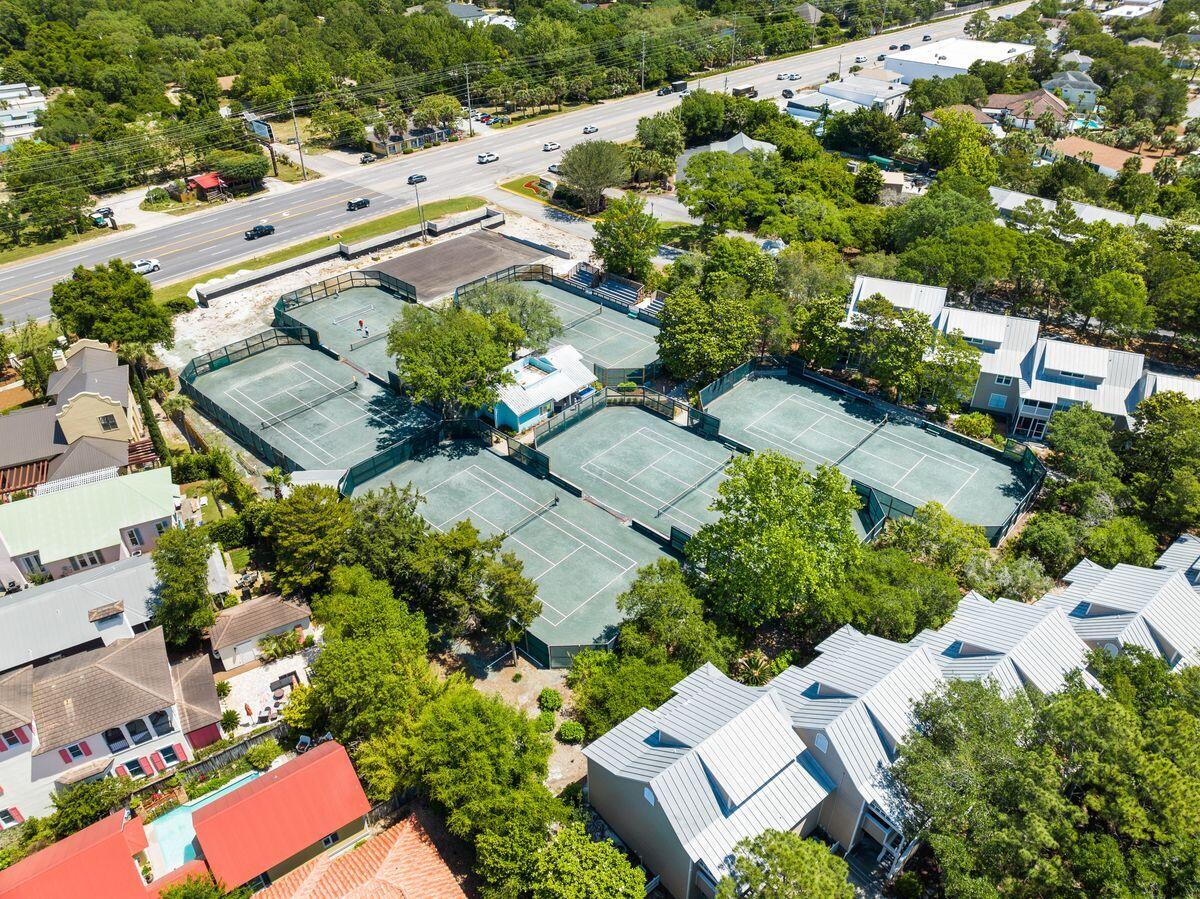HIDDEN DUNES GRAND VILLAS - Residential