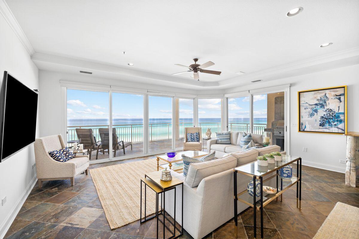 HIDDEN DUNES GRAND VILLAS - Residential