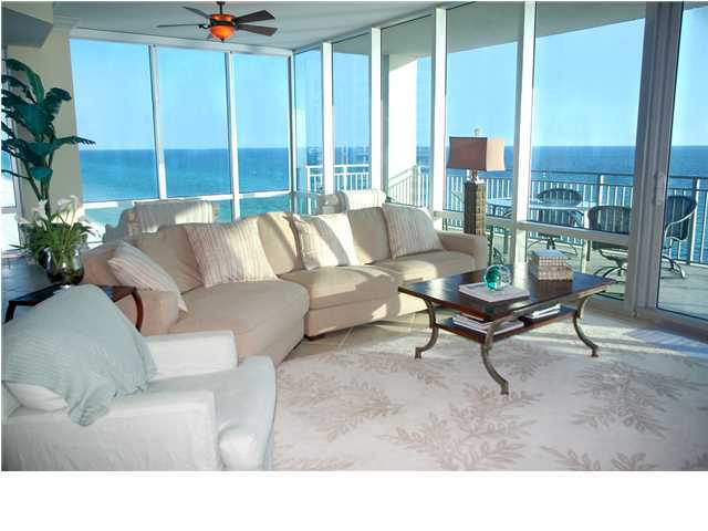 SIGNATURE BEACH - Residential