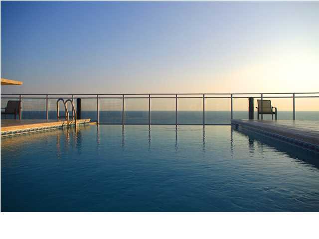 SIGNATURE BEACH - Residential