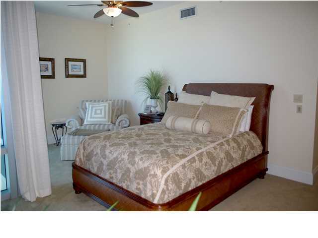 SIGNATURE BEACH - Residential