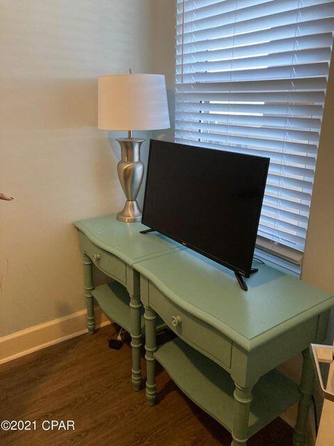 SUNRISE BEACH - Residential