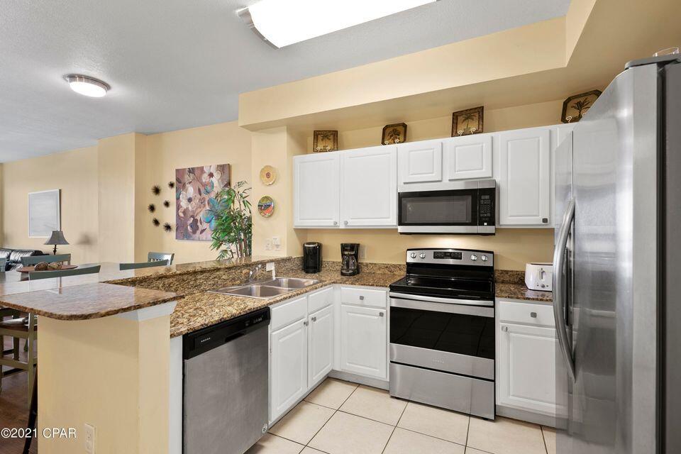 SUNRISE BEACH - Residential