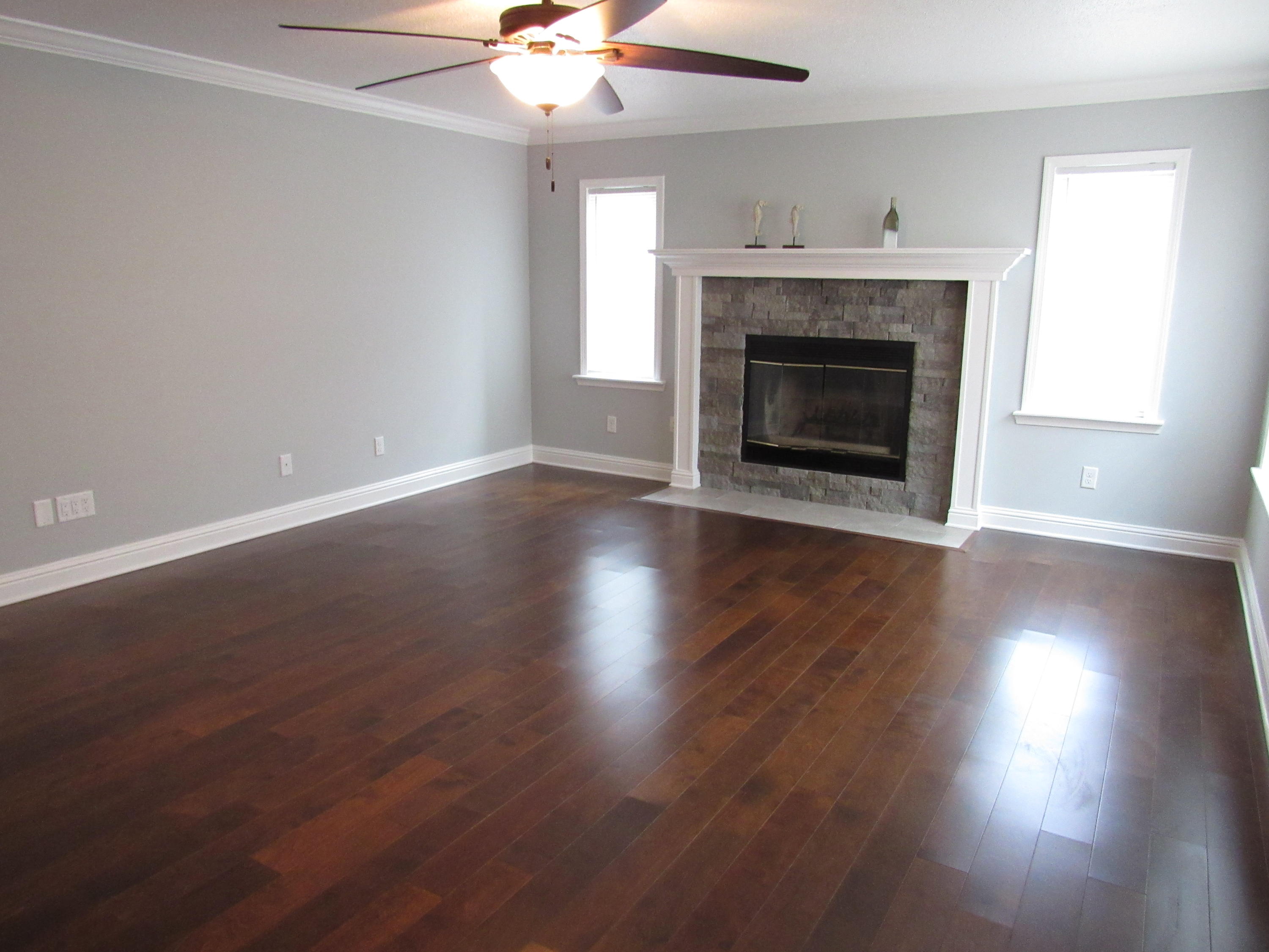 WHITE OAK ESTATES - Residential