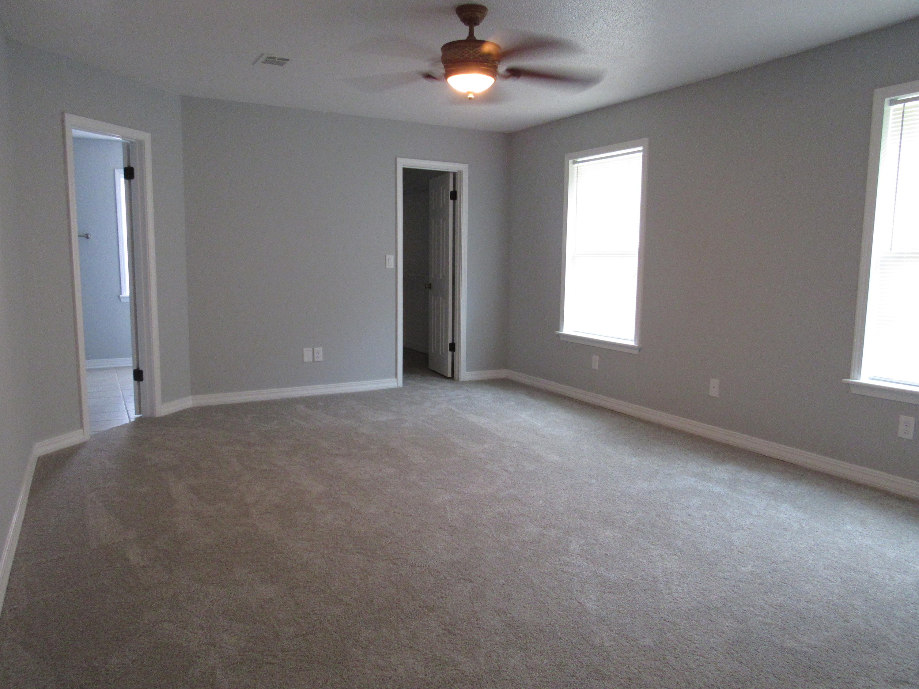 WHITE OAK ESTATES - Residential