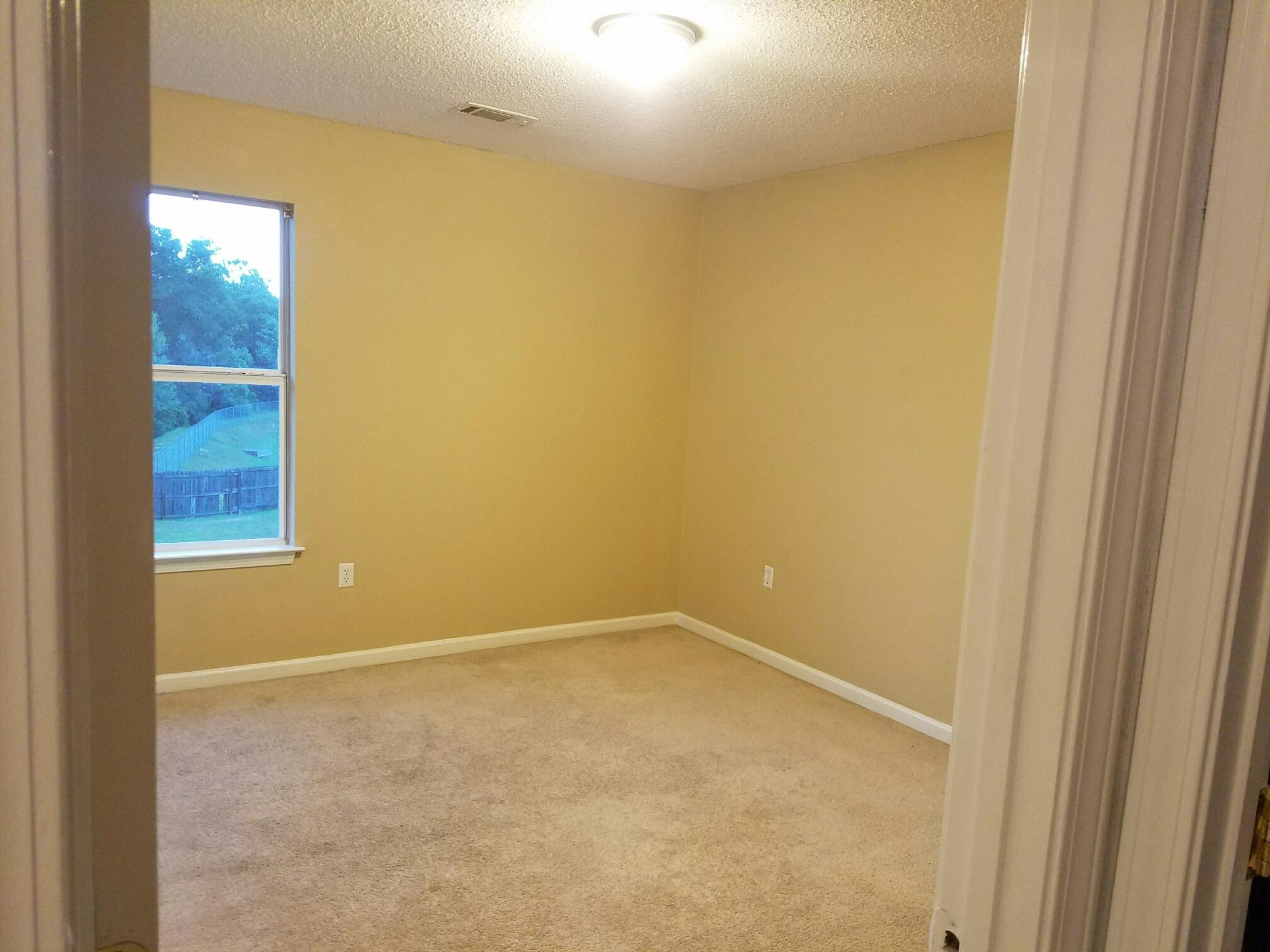 STILLWELL ESTATES - Residential Lease