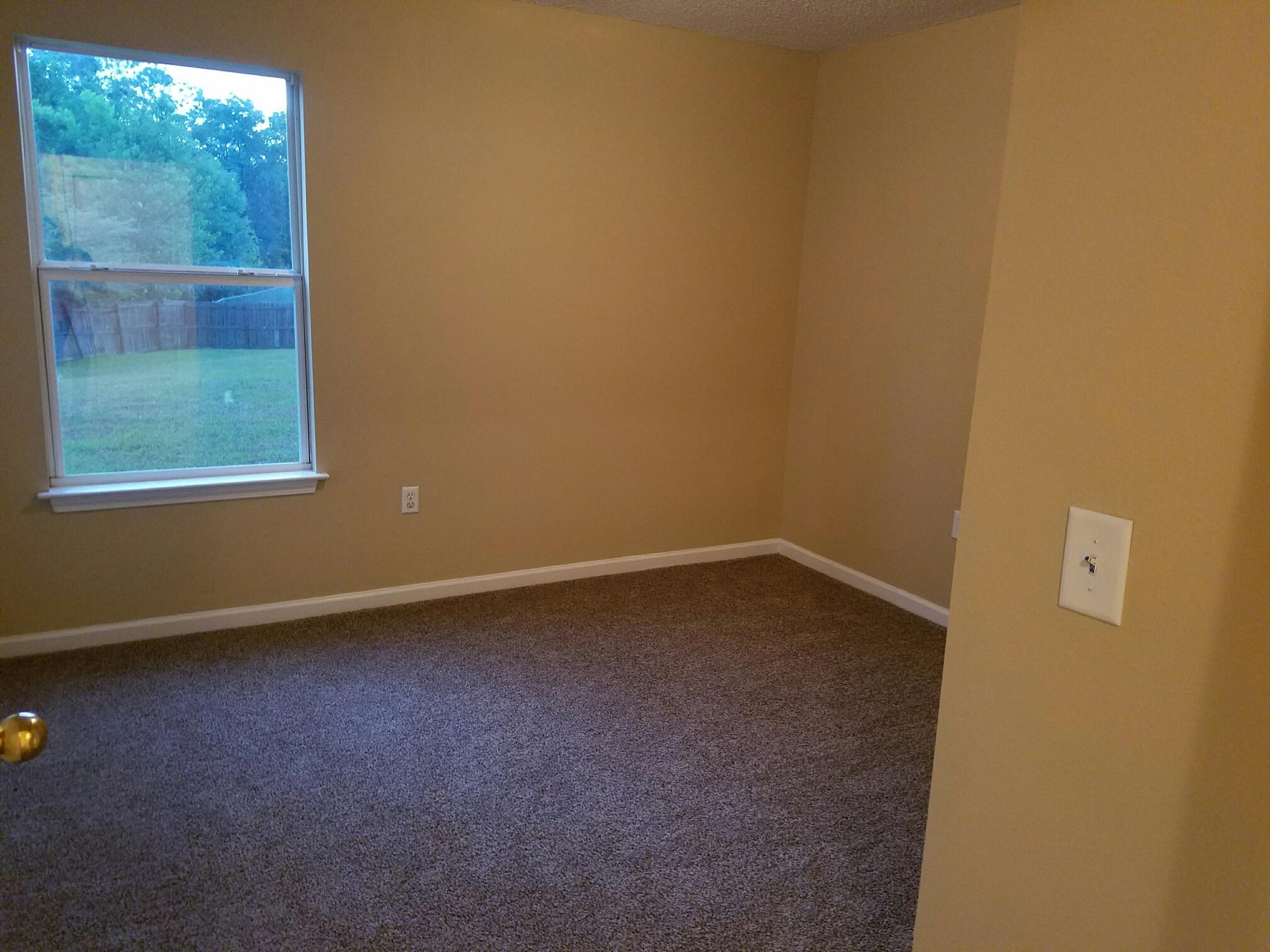 STILLWELL ESTATES - Residential Lease