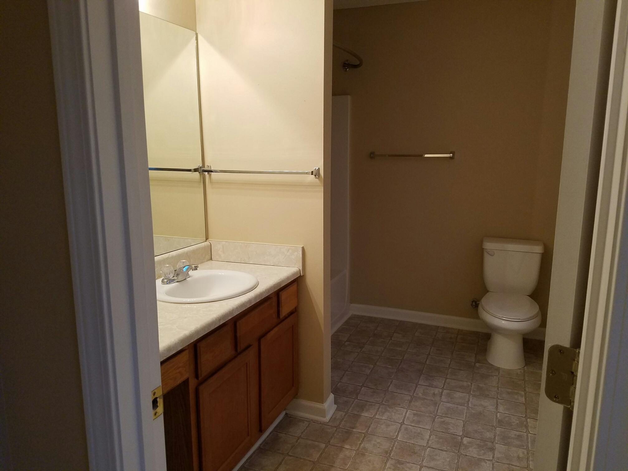 STILLWELL ESTATES - Residential Lease