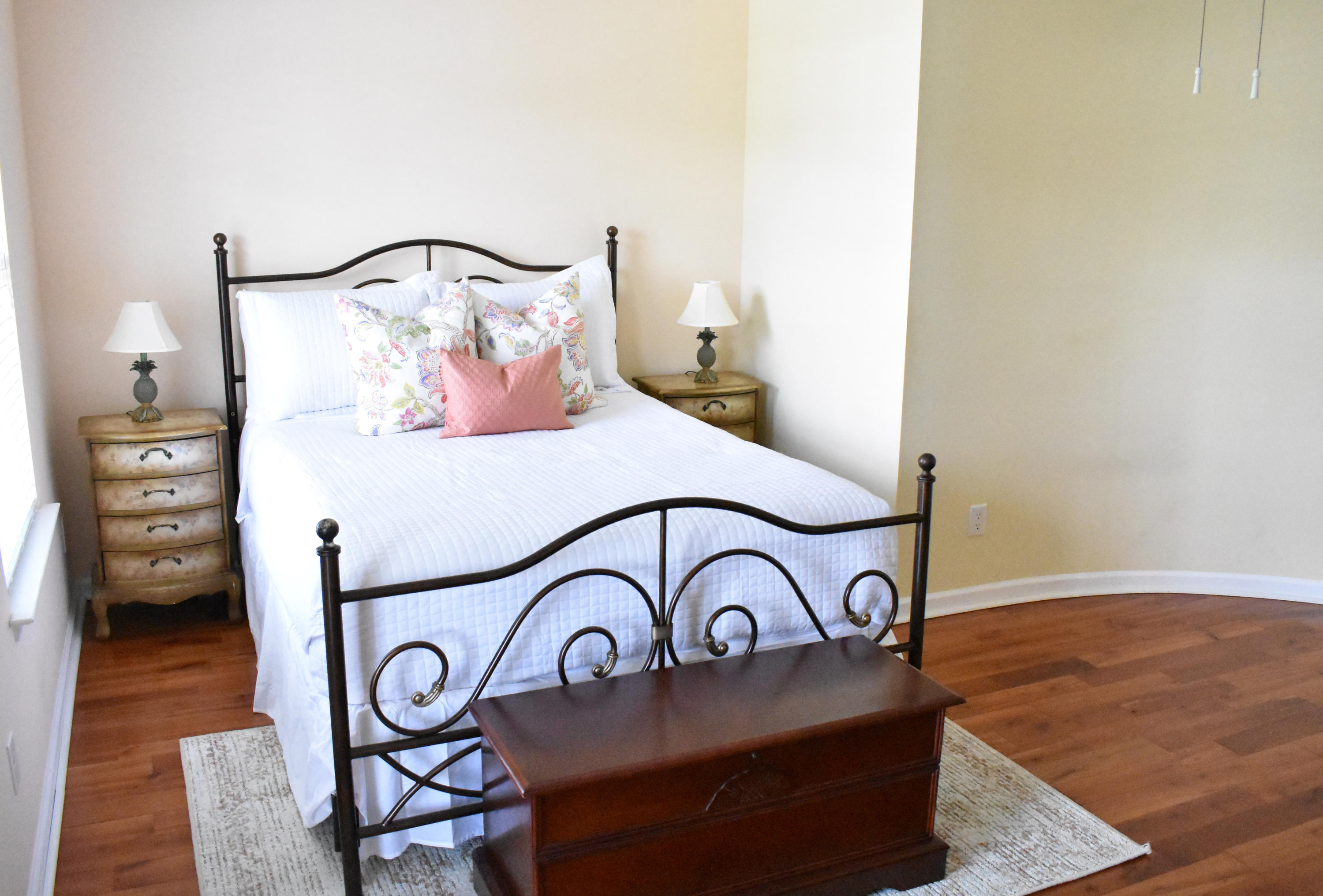 BID-A-WEE S/D - Residential