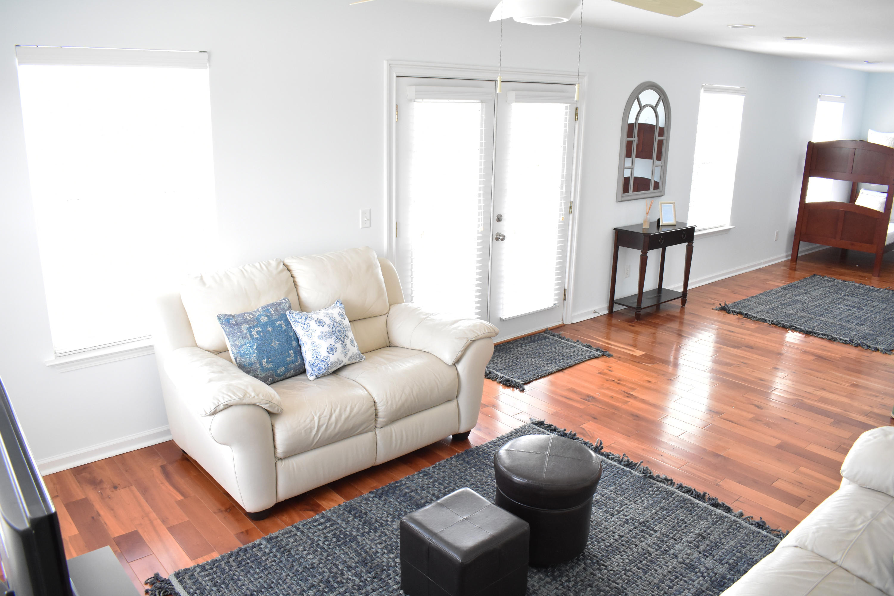 BID-A-WEE S/D - Residential