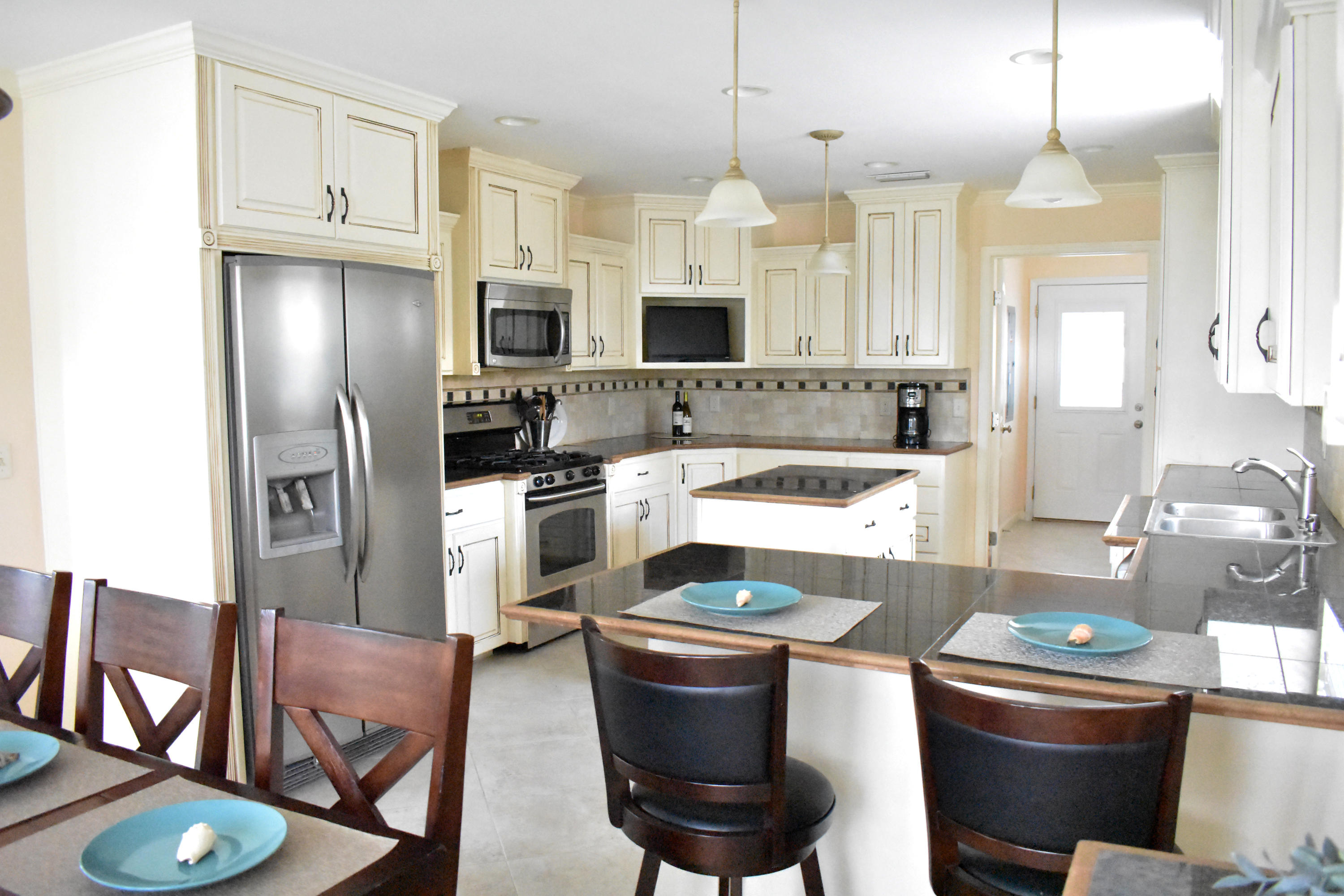 BID-A-WEE S/D - Residential