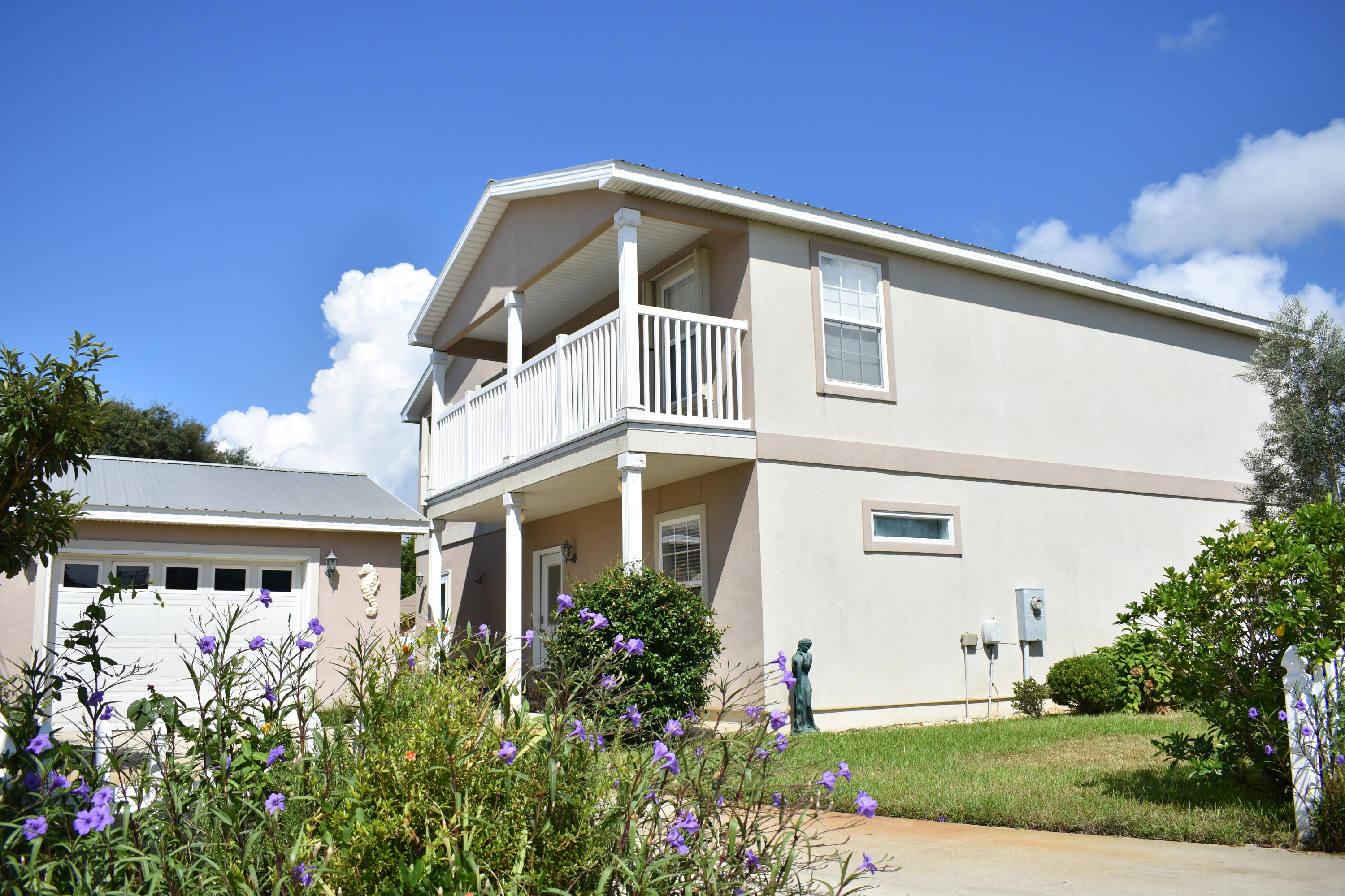 BID-A-WEE S/D - Residential