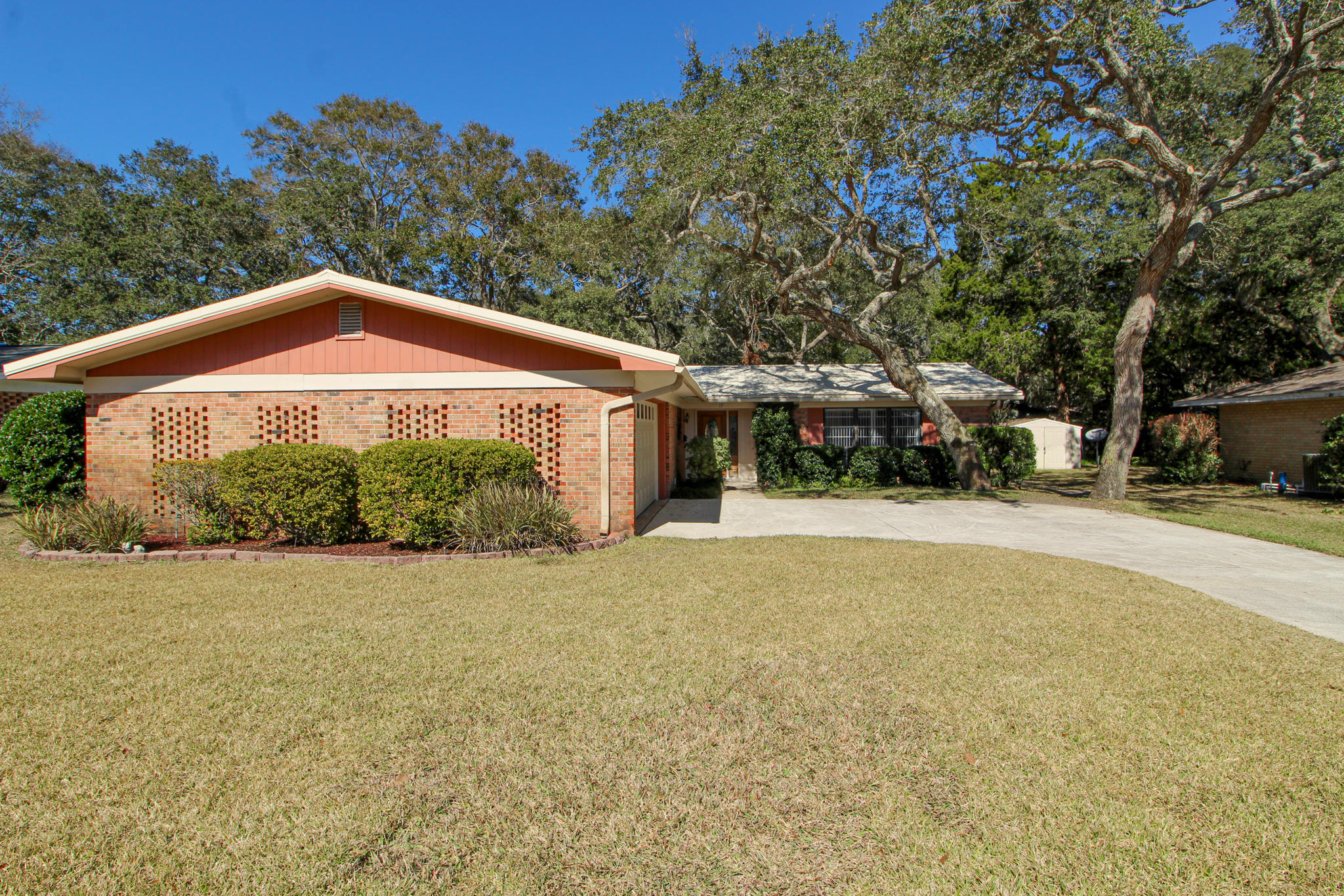 CHELSEA WOODS - Residential