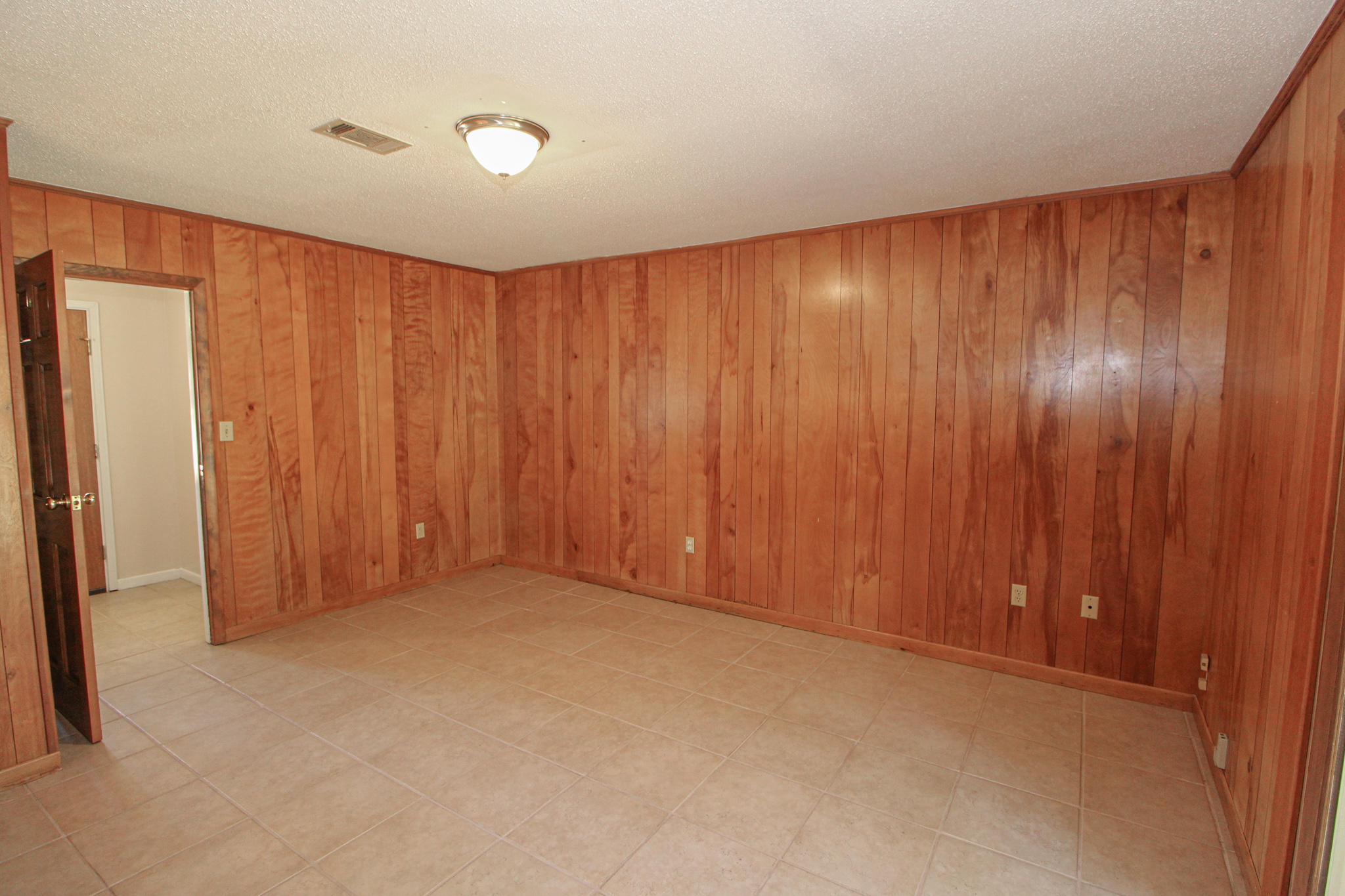 CHELSEA WOODS - Residential