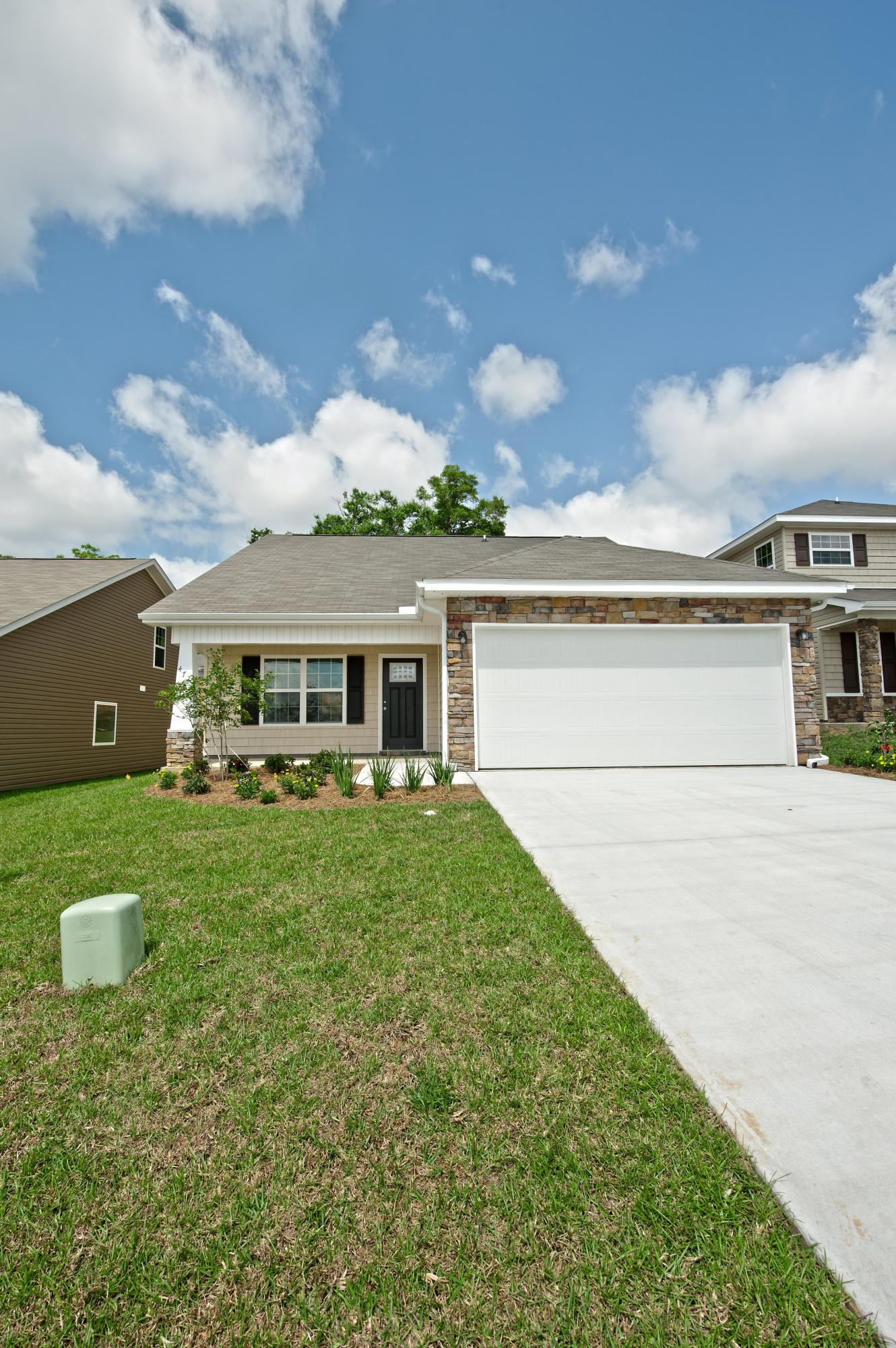 STILLWELL SOUTH - Residential