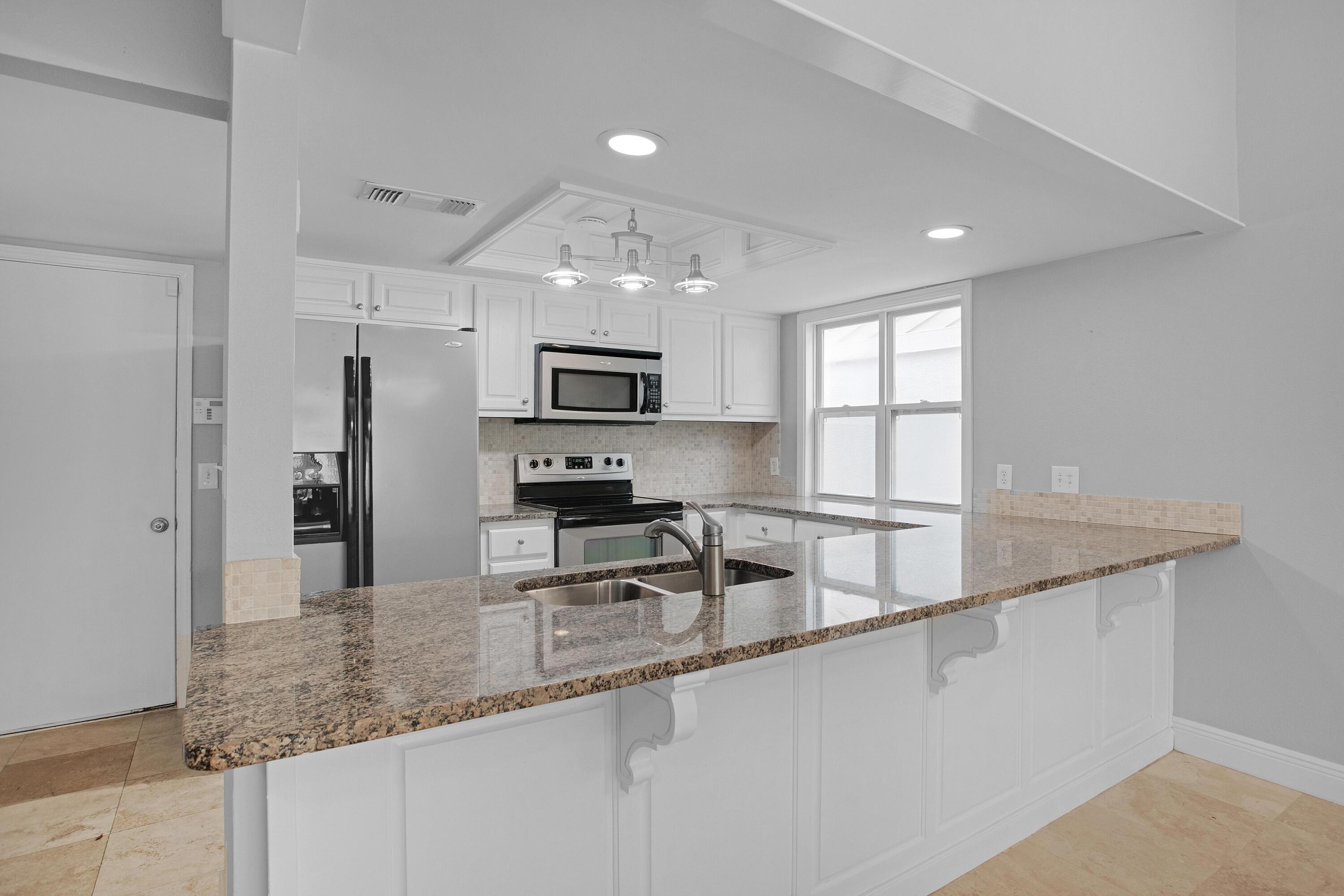 L'ATRIUM - Residential Lease