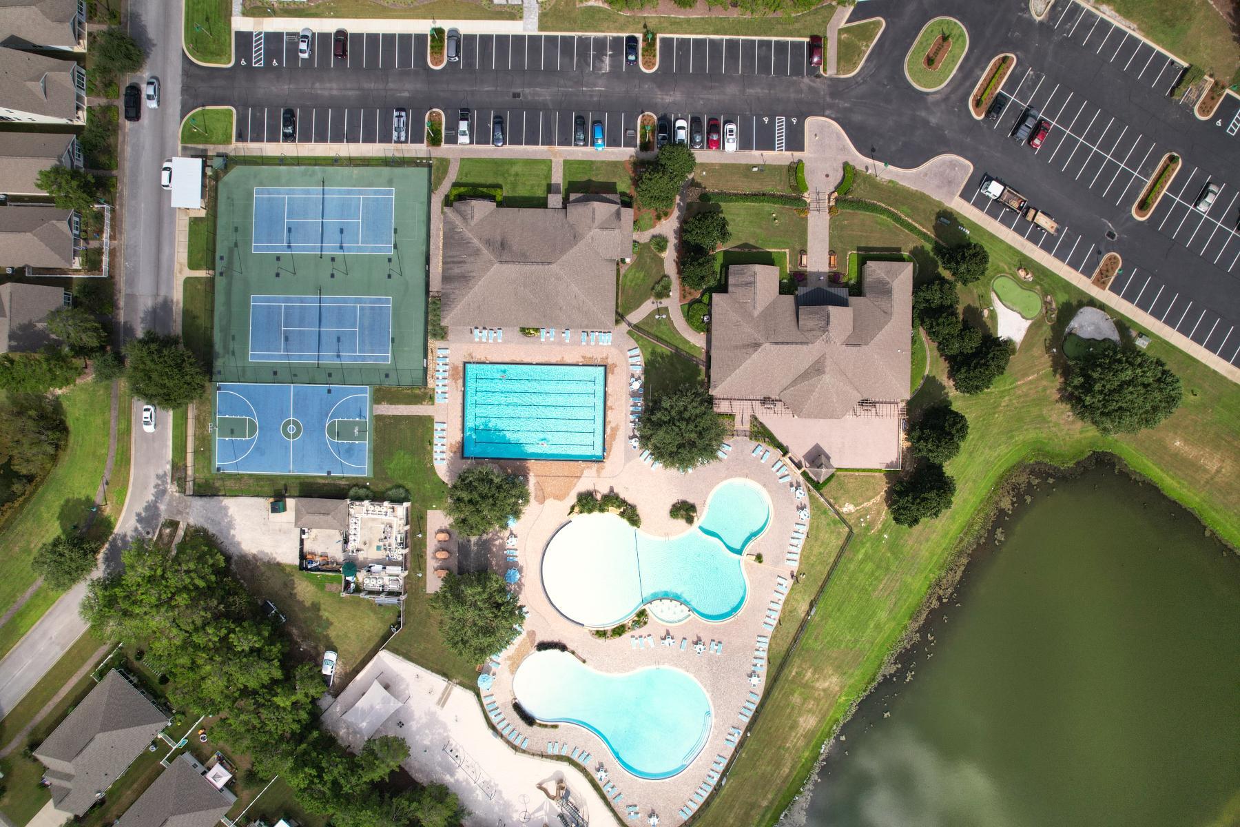 HAMMOCK BAY - Residential