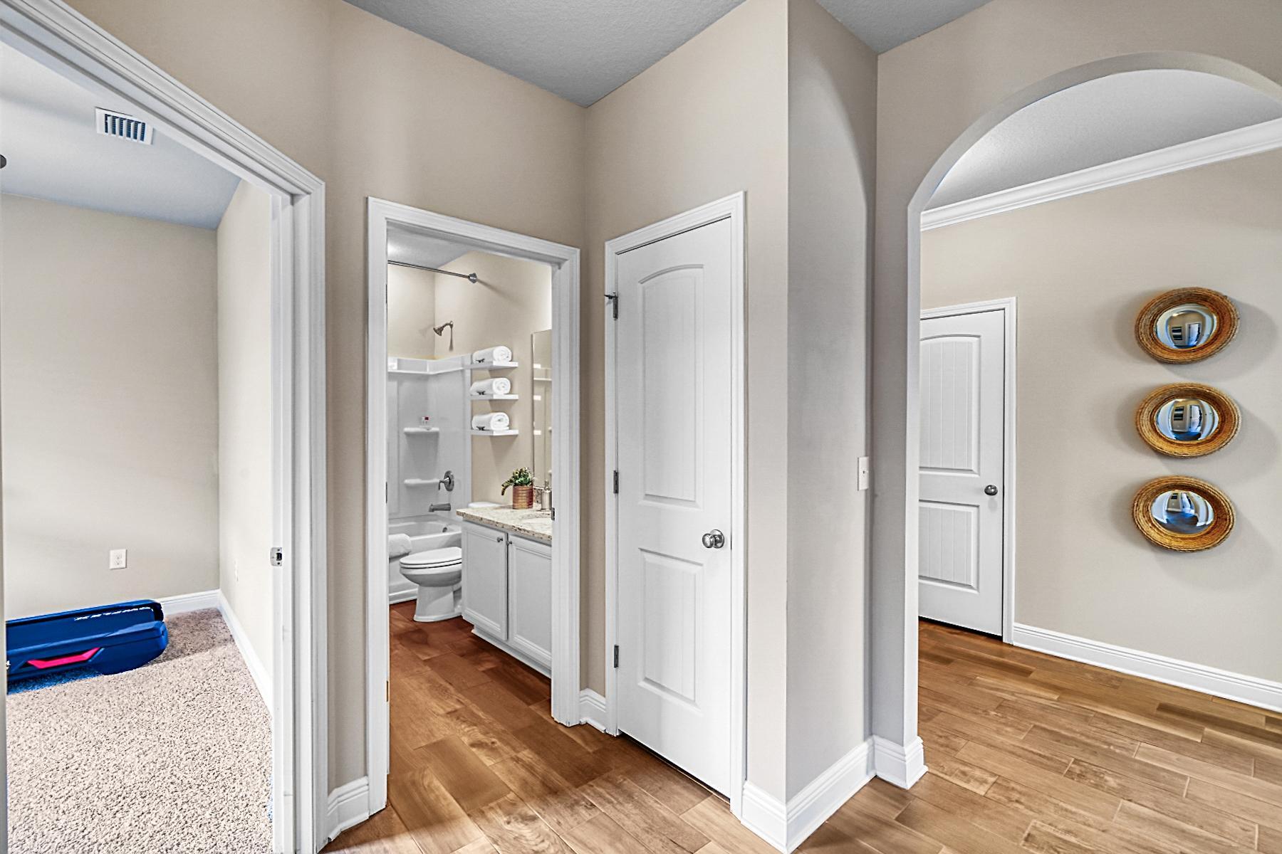 HAMMOCK BAY - Residential