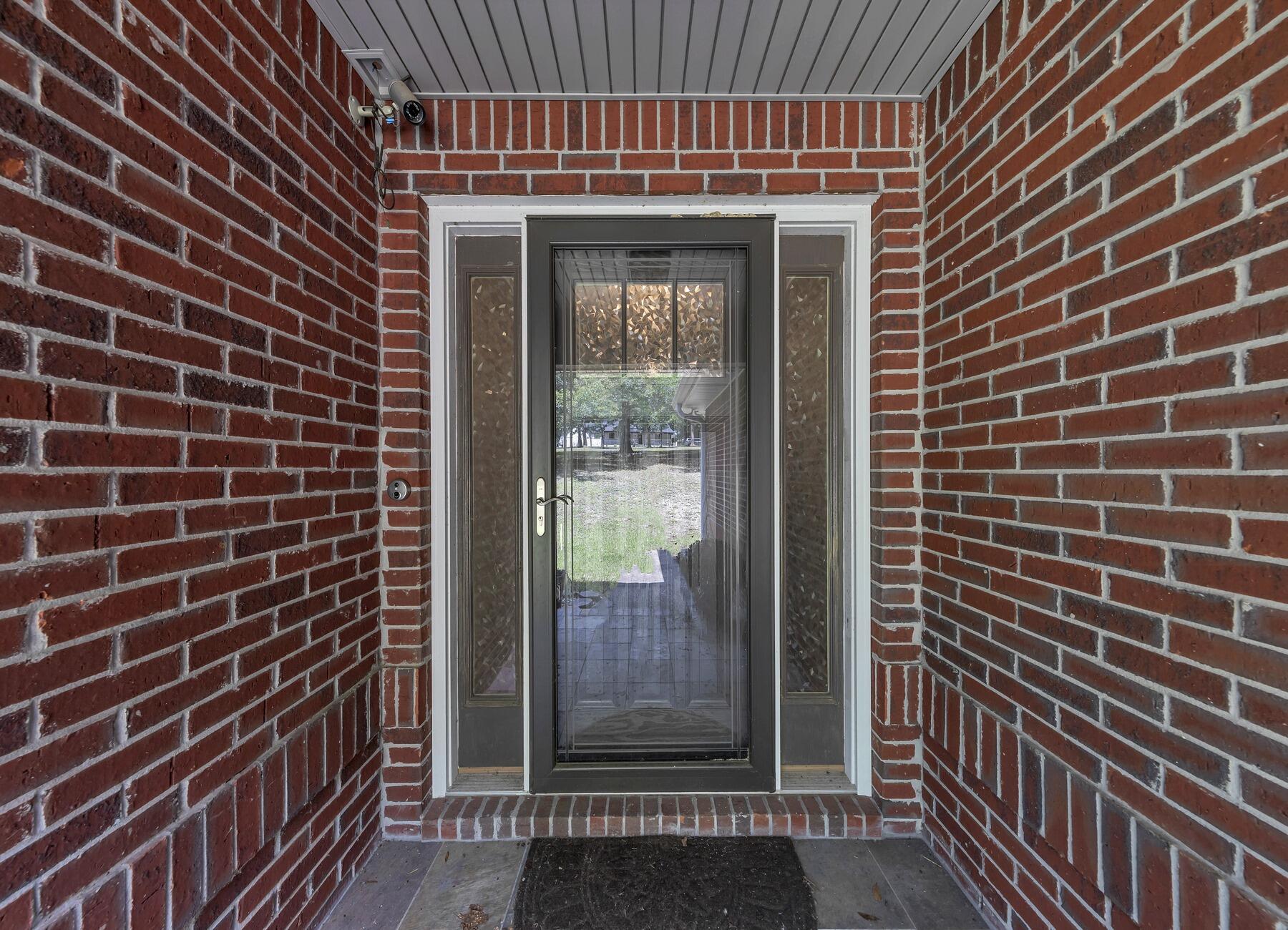 KENNEDY LAKES 1ST ADDN - Residential Lease