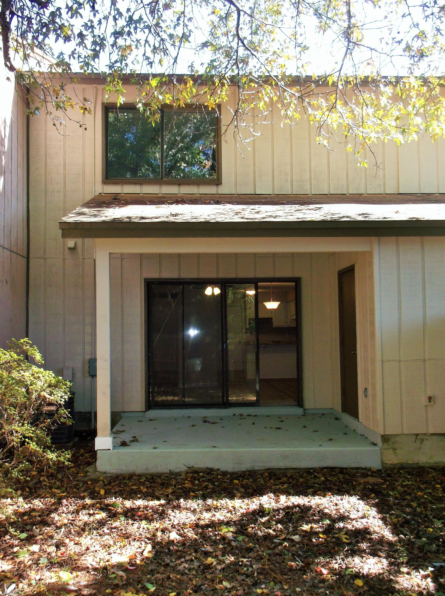 BAYWOOD T/H - Residential