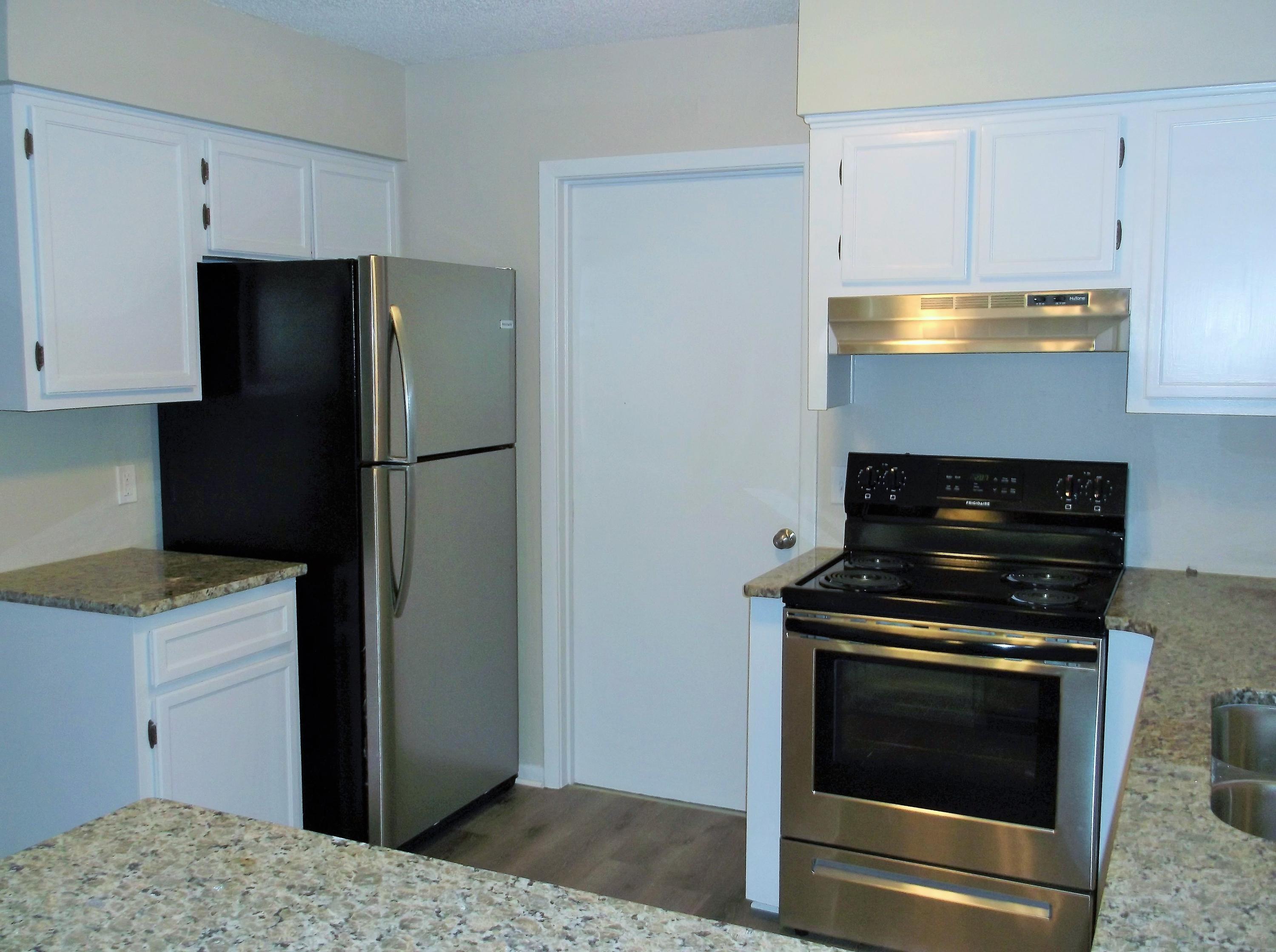 BAYWOOD T/H - Residential