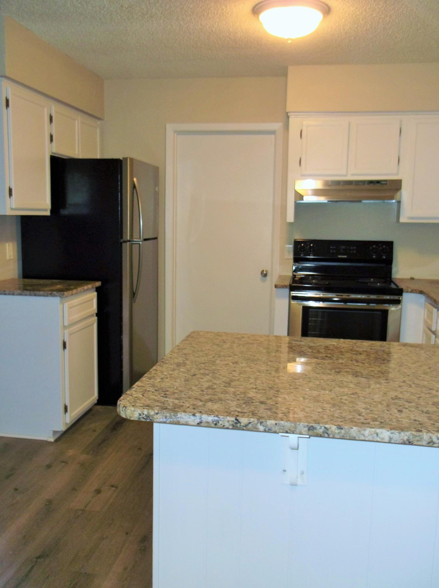 BAYWOOD T/H - Residential