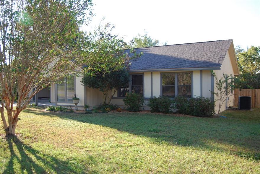 Great 4 bedroom 2 bath home located on the Southwest side of Crestview. Level Lot, Privacy fenced backyard, Fire Place, Great Room, Eat in Kitchen, Nice Size Bedrooms, Two Car Garage and easy access to military bases.