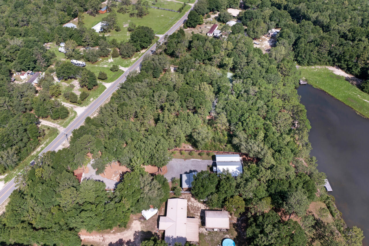 IMPERIAL LAKES - Residential