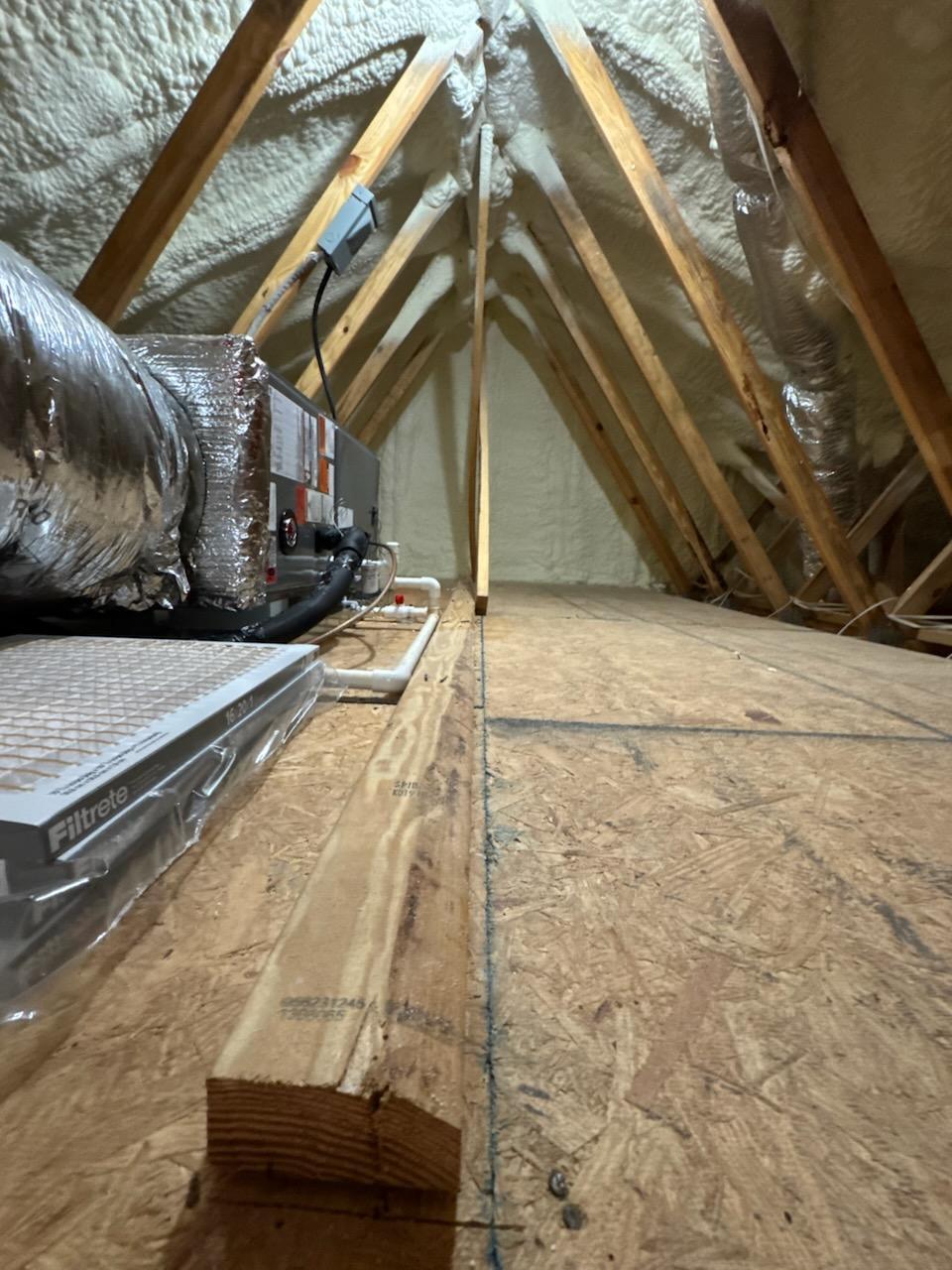 IMPERIAL LAKES - Residential